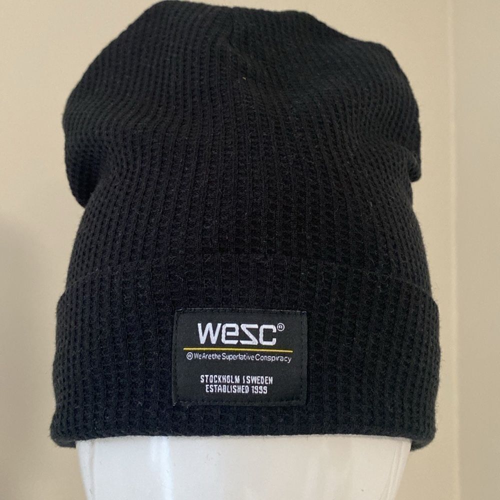 NWOT Wesc Black Thermal Waffle Knit Unisex Beanie Logo Hat Size L/XL